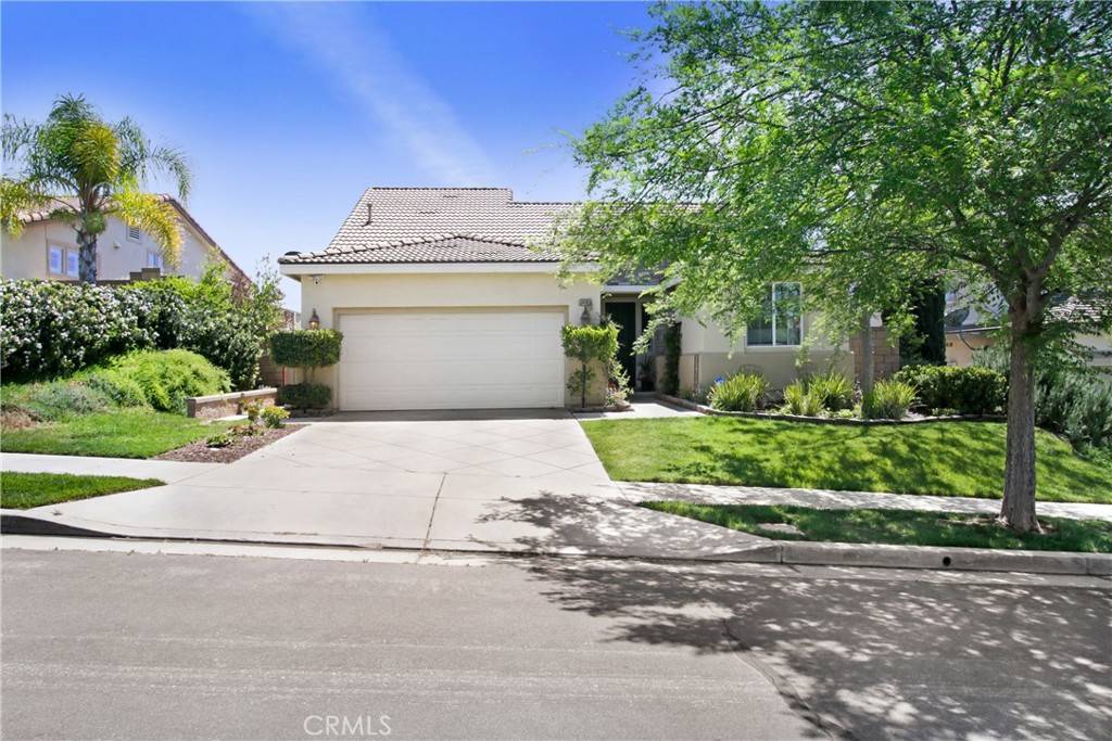 Lake Elsinore, CA 92532,34101 Dianthus LN