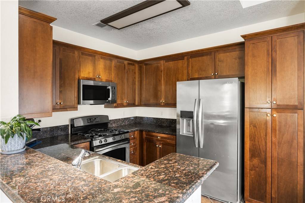 Aliso Viejo, CA 92656,23412 Pacific Park DR #28L