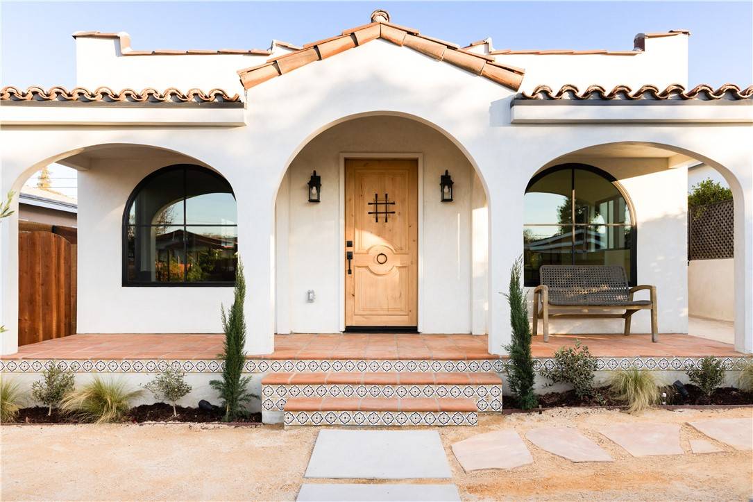 Los Angeles, CA 90031,2334 Glover PL