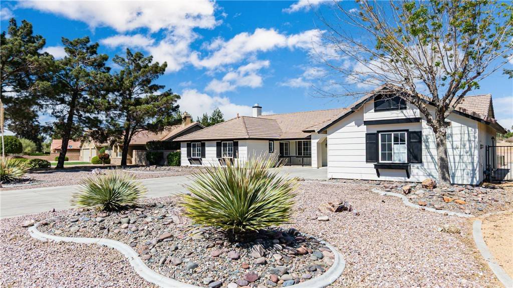 Apple Valley, CA 92308,13173 Paraiso RD
