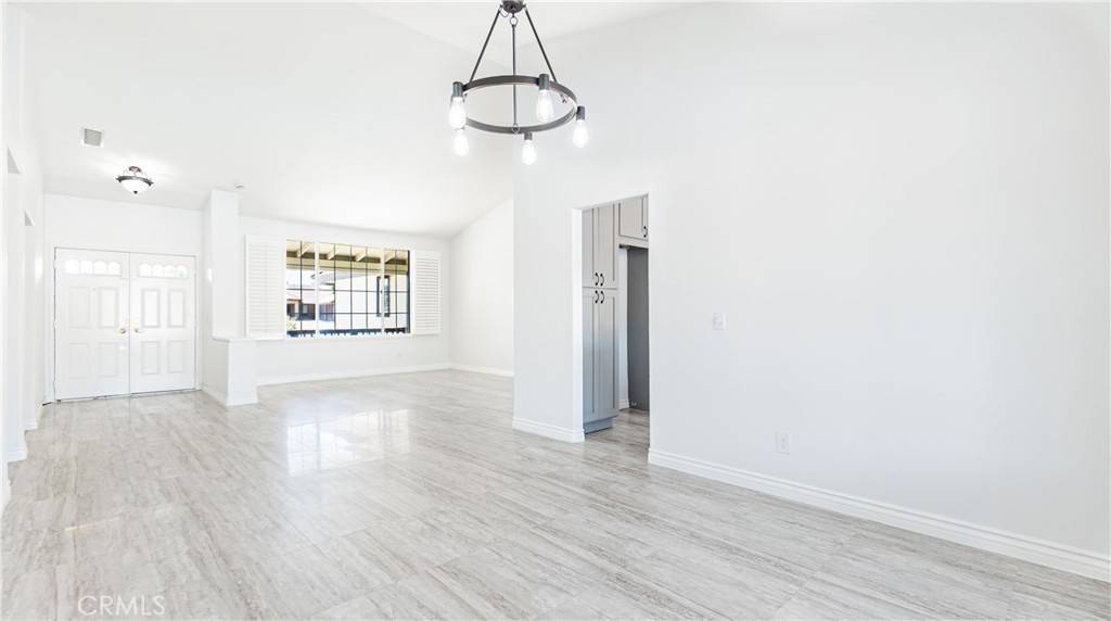 Apple Valley, CA 92308,13173 Paraiso RD