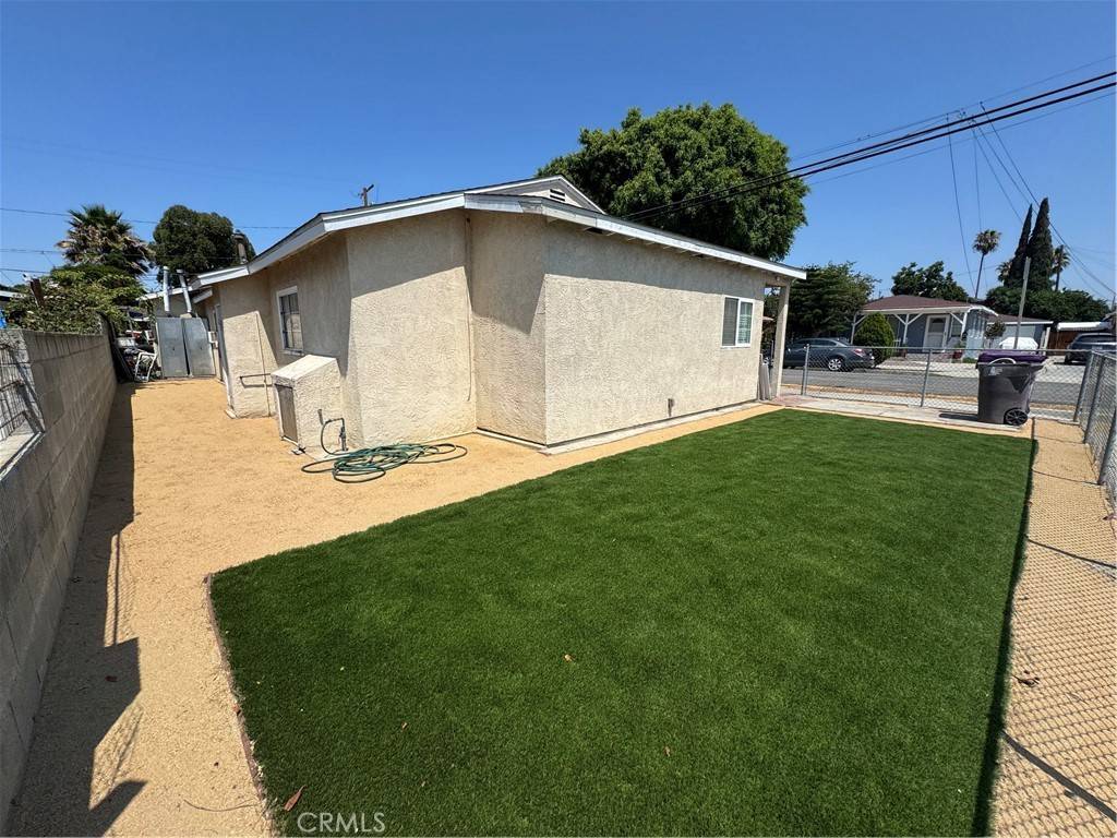 Long Beach, CA 90805,1438 E 59th ST
