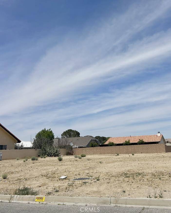 Helendale, CA 92342,14774 Grafton LN