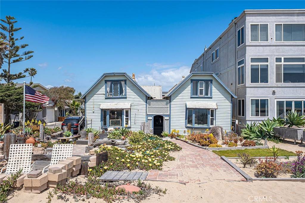 Sunset Beach, CA 90742,16733 S Pacific AVE