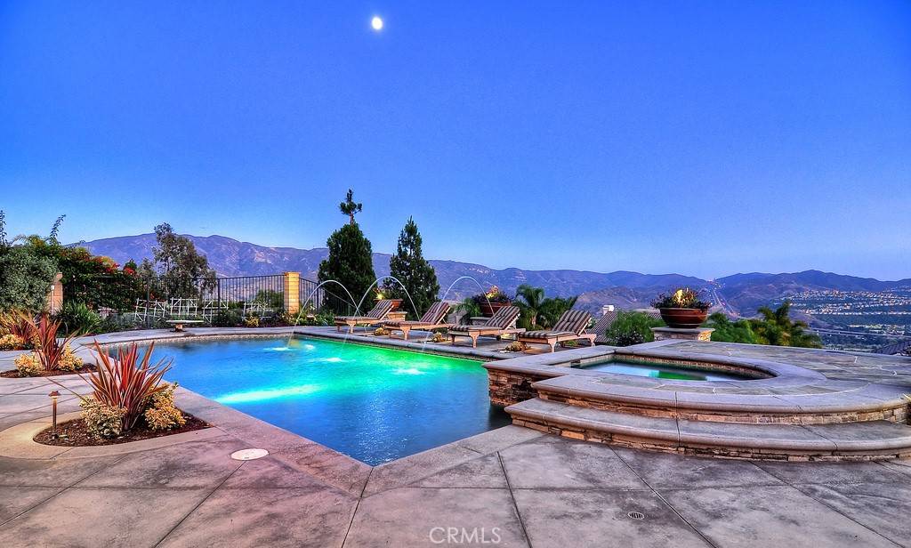 Yorba Linda, CA 92887,26930 Ironstone