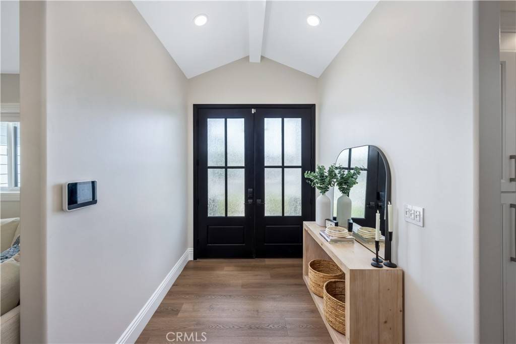 Orange, CA 92865,519 E Cumberland RD