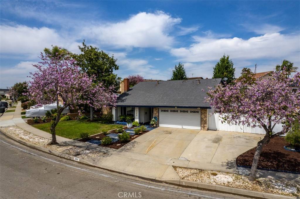 Fullerton, CA 92835,2245 Rosalia DR