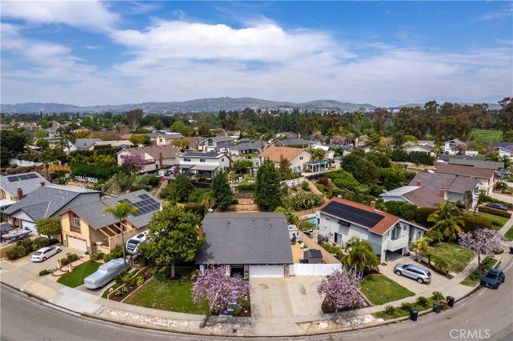 Fullerton, CA 92835,2245 Rosalia DR