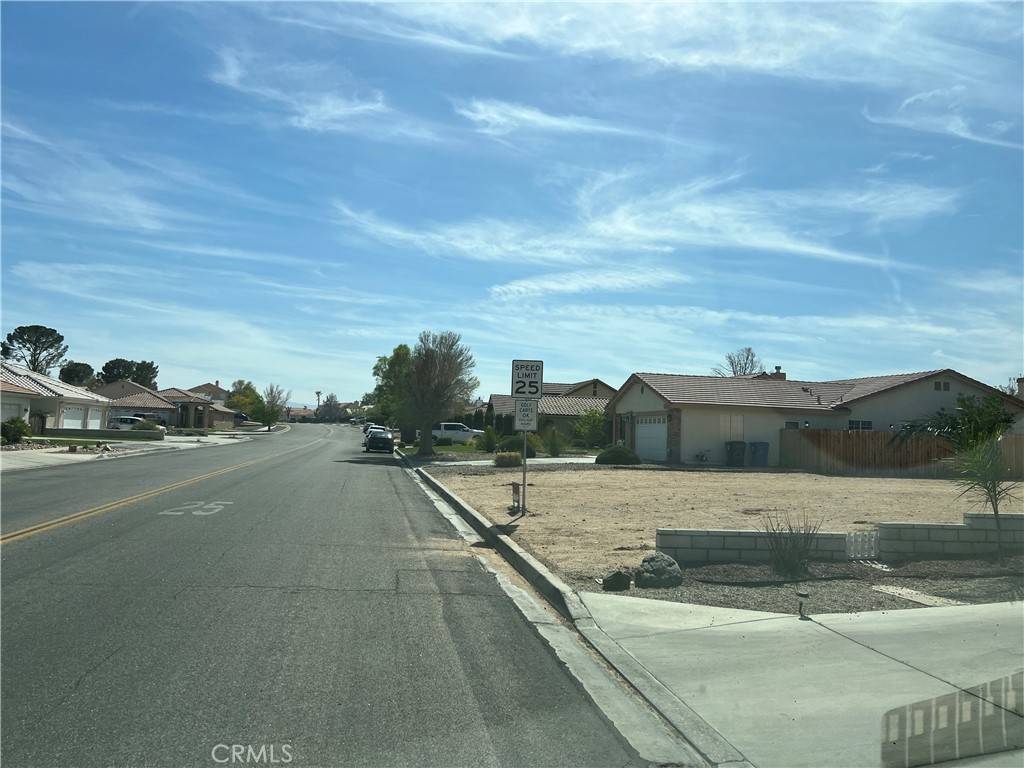 Helendale, CA 92342,27506 Silver Lakes Pkwy