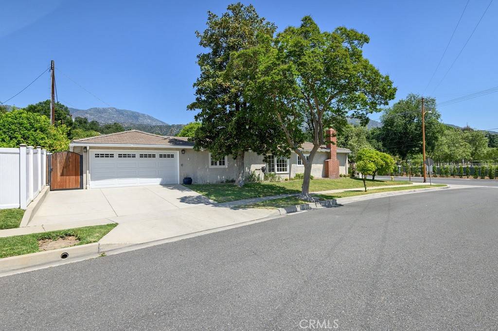 Monrovia, CA 91016,317 Bradbury RD