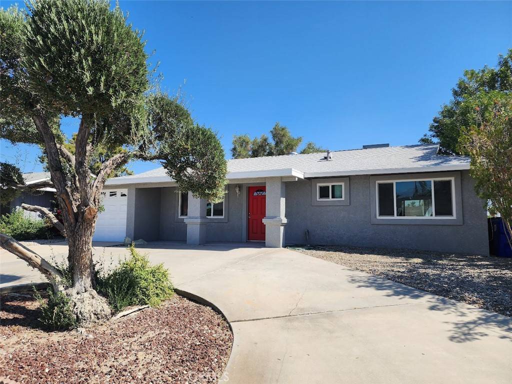 Palm Desert, CA 92211,42660 Iowa ST