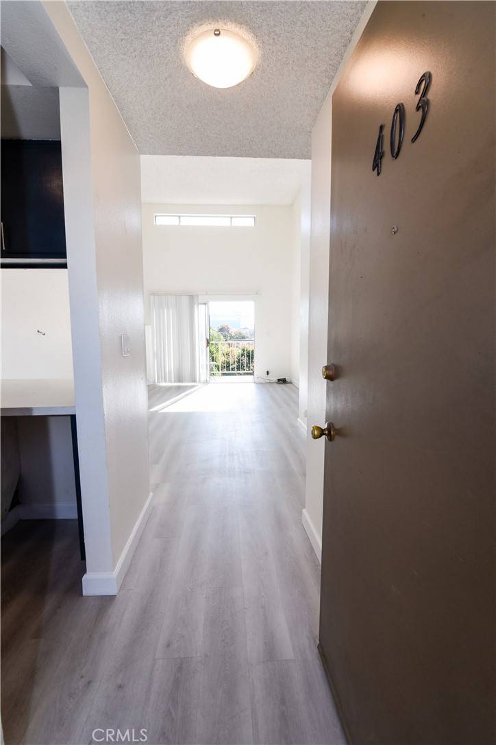 Long Beach, CA 90802,445 W 6th ST #403