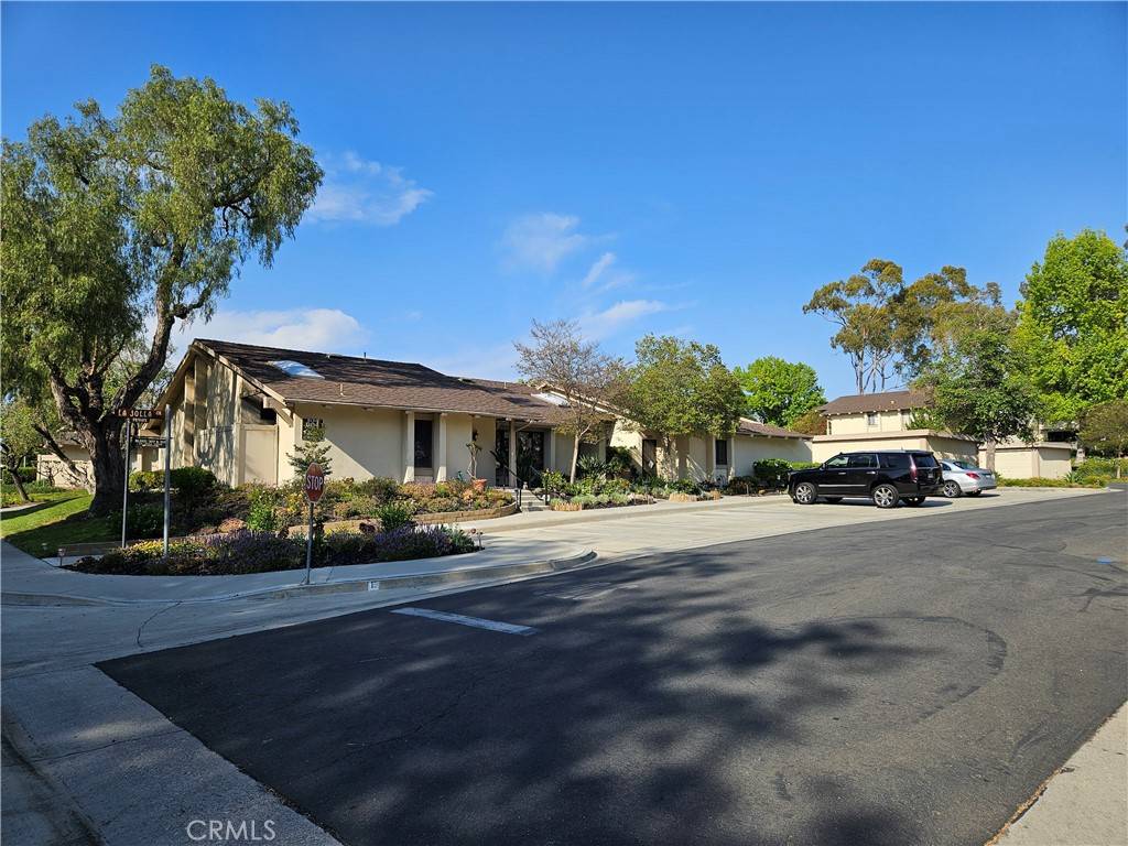 La Mirada, CA 90638,13202 La Jolla CIR #A