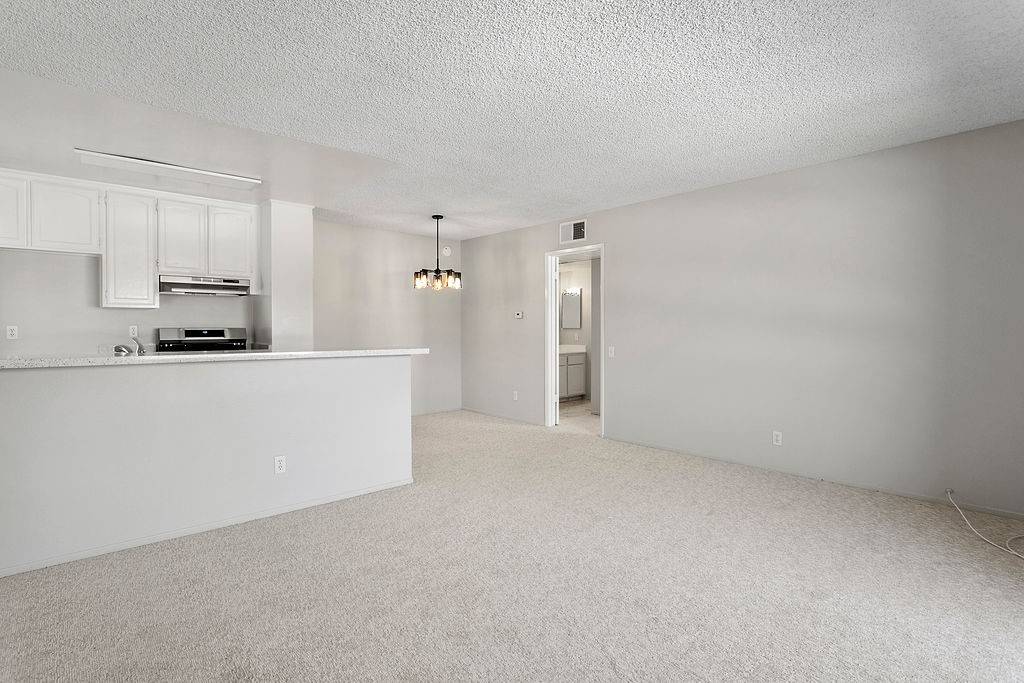 Santa Ana, CA 92704,2827 S Fairview ST #H