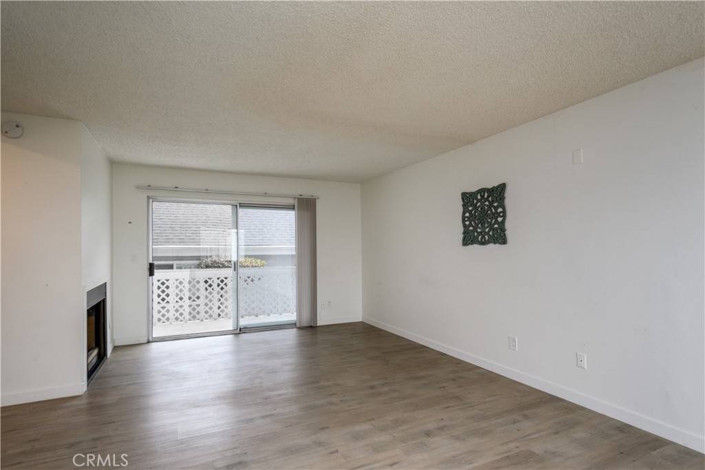 Whittier, CA 90604,14018 Coteau DR #804