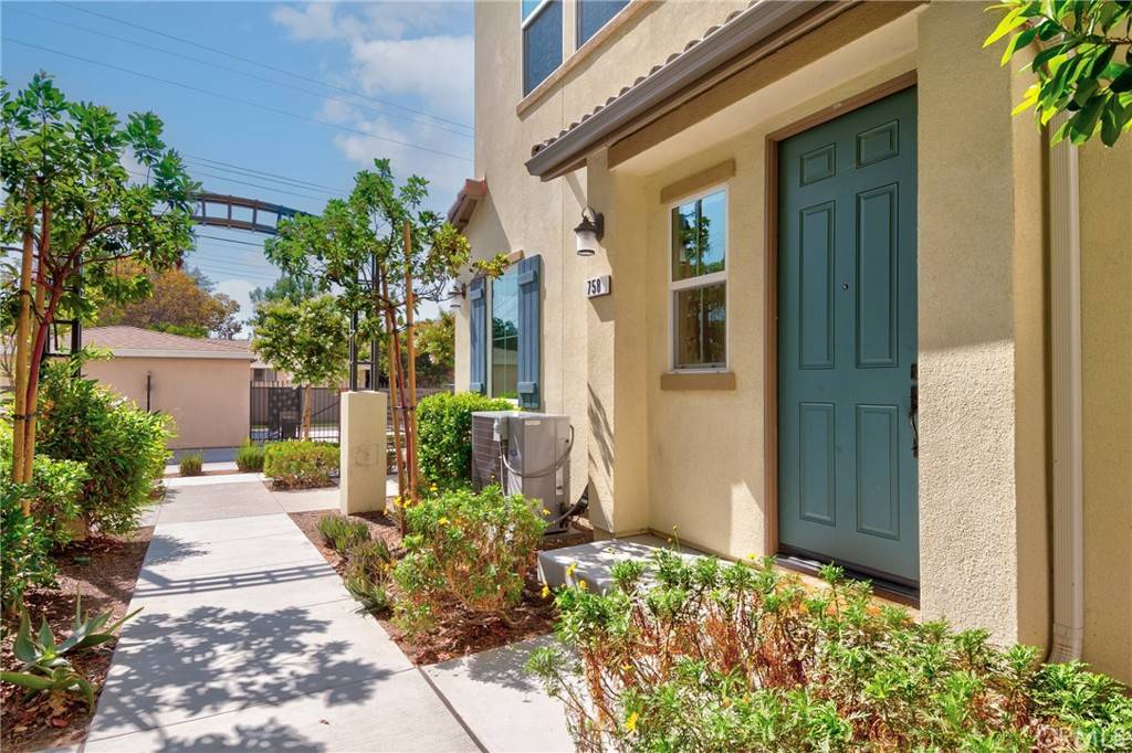 Anaheim, CA 92805,758 N Ethan WAY
