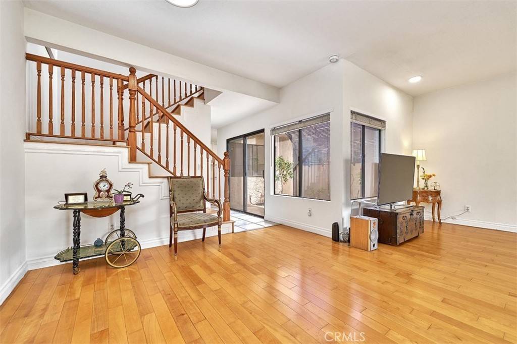 Cypress, CA 90630,9690 Walker CT #31