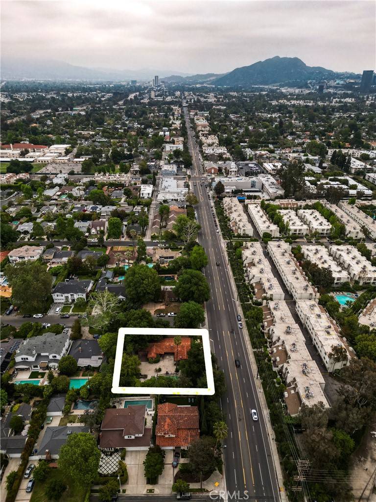 Valley Village, CA 91607,4405 Carpenter Avenue