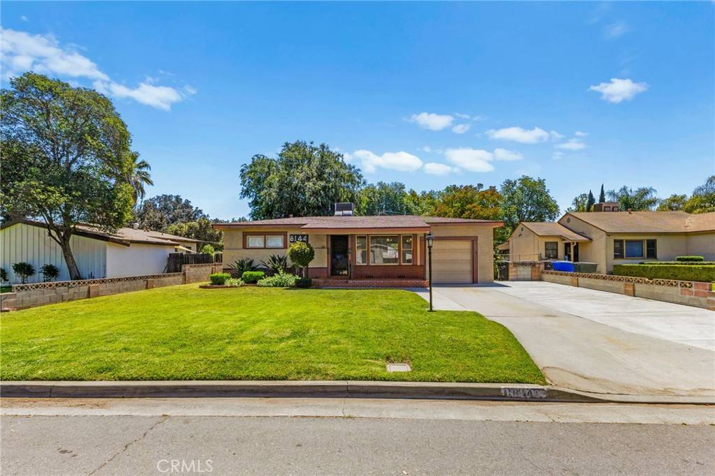 Riverside, CA 92504,8144 Verbena DR