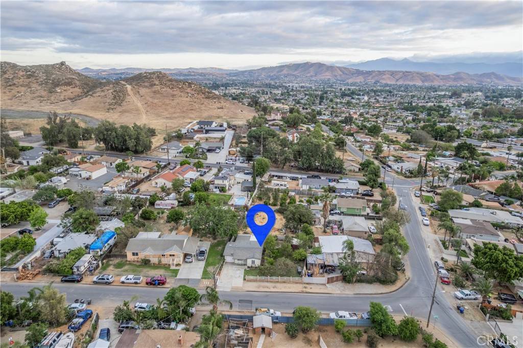 Riverside, CA 92503,10180 Eddystone ST