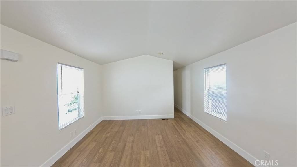 Bellflower, CA 90706,17820 Lakewood #30