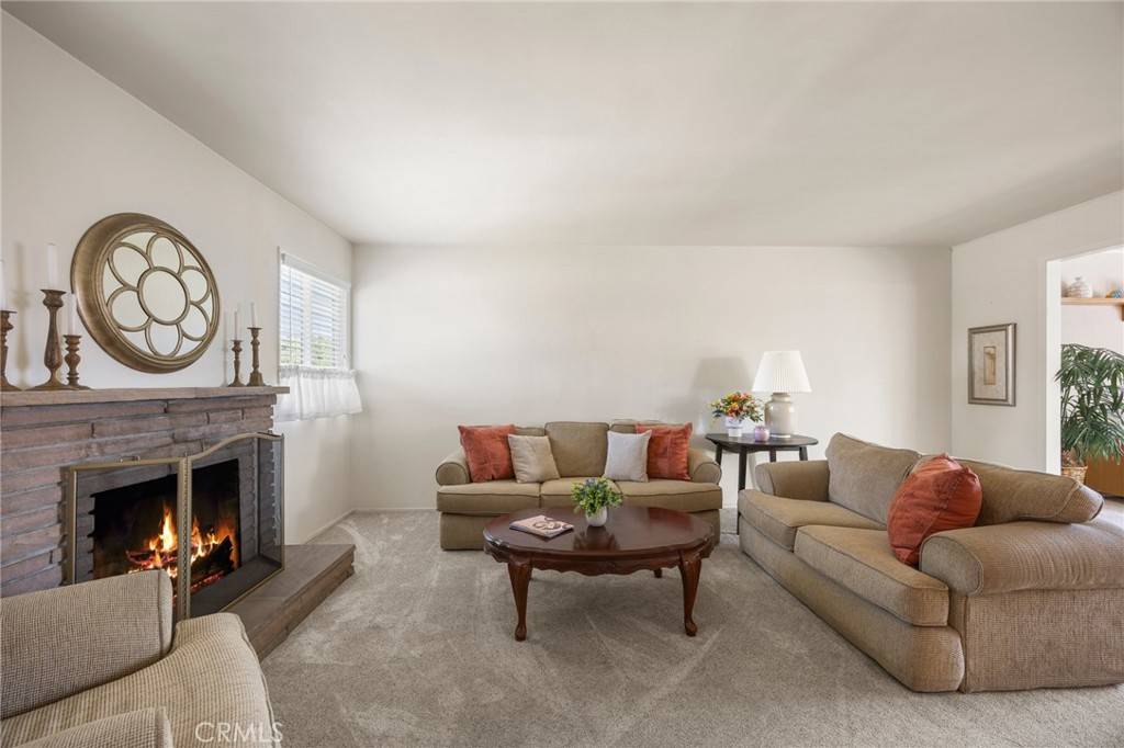 Anaheim, CA 92804,2574 W Heffron DR