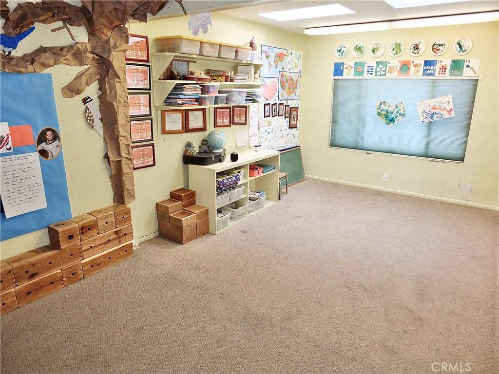 Long Beach, CA 90814,3027 E 4th ST