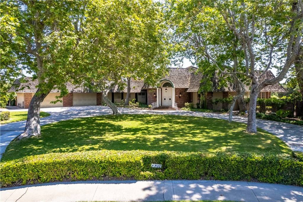 Lakewood, CA 90712,4300 Parkview DR