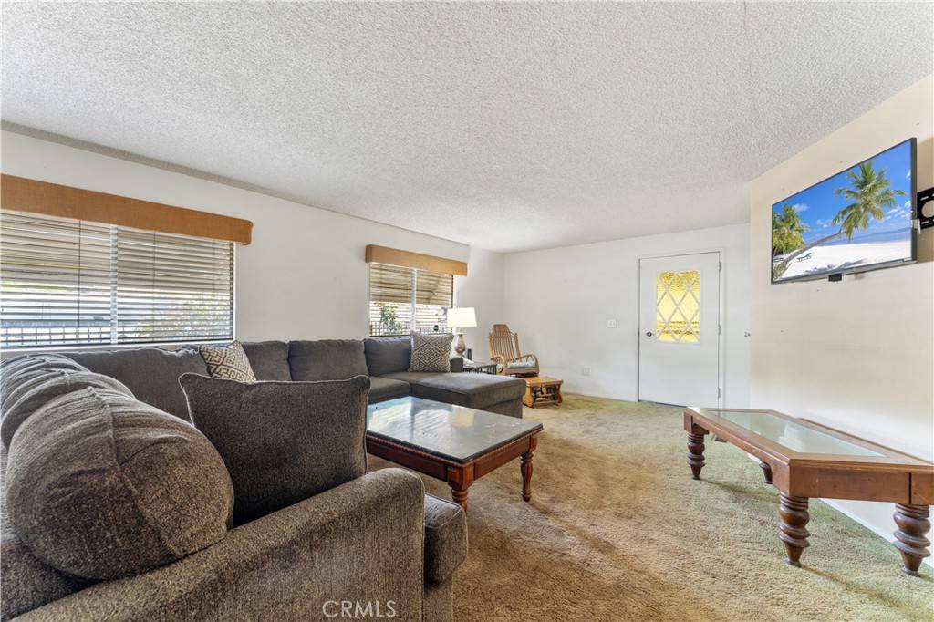 Perris, CA 92570,17105 Aragon DR