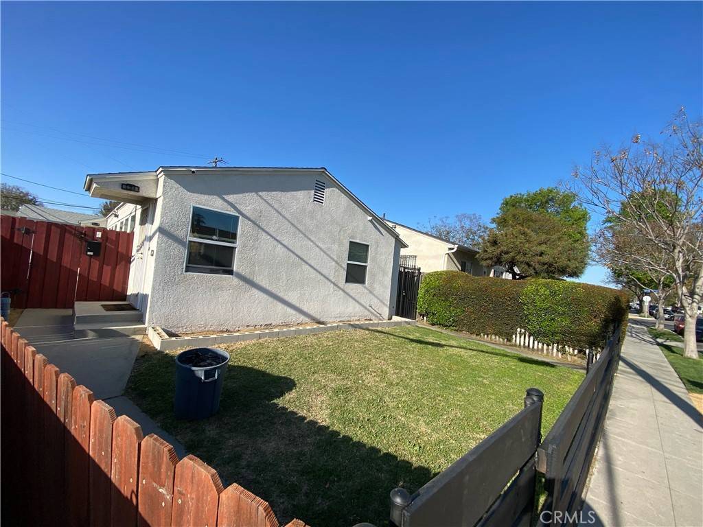Long Beach, CA 90805,121 E Bort ST