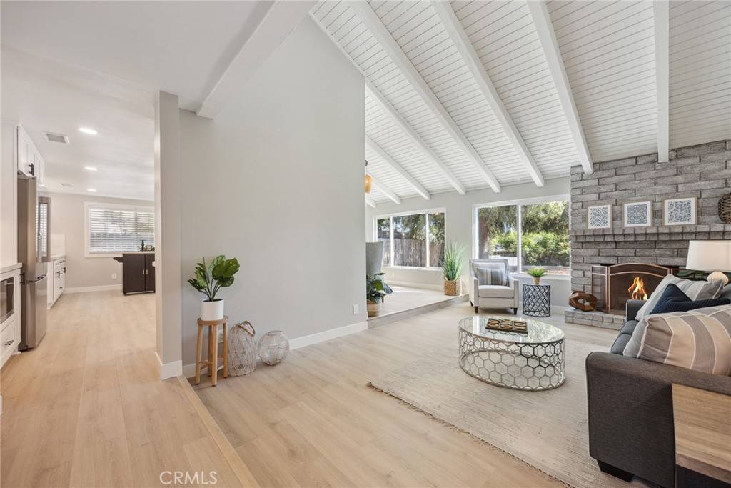 Yorba Linda, CA 92886,18128 Cari LN