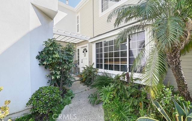 Mission Viejo, CA 92691,21091 Redwood LN