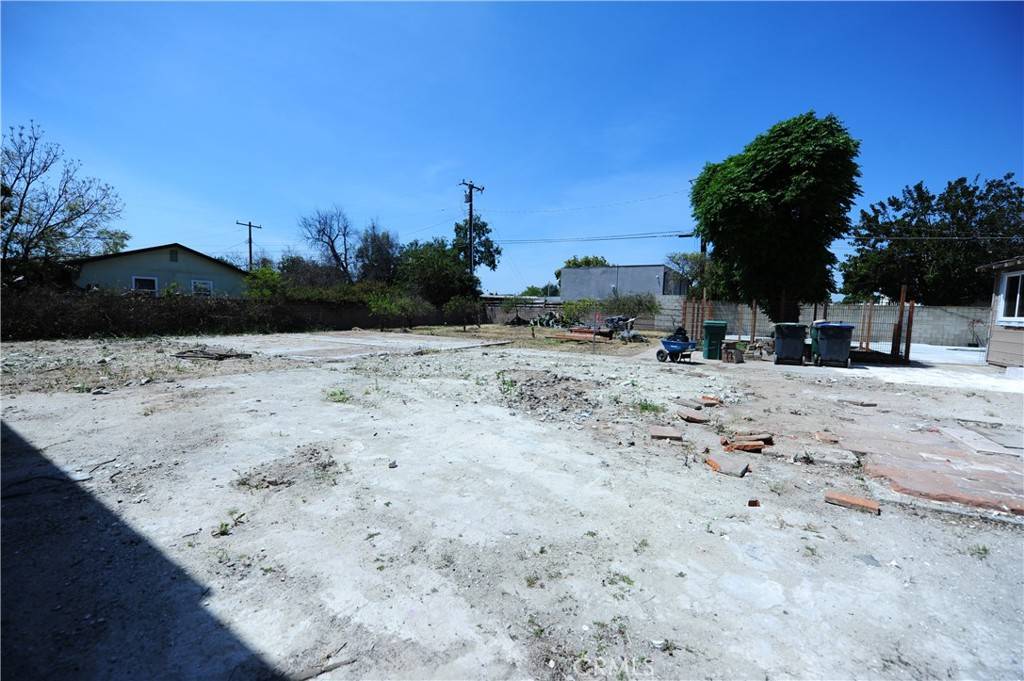 Santa Ana, CA 92703,4522 W FIRST ST