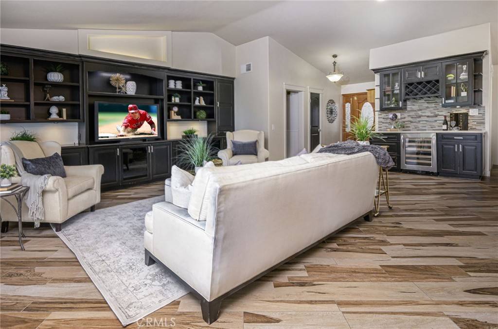 Yorba Linda, CA 92886,5319 VISTA MONTANA