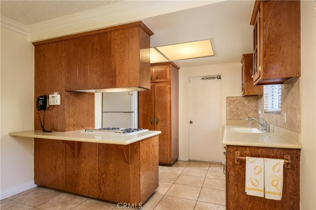 Rosemead, CA 91770,8754 Palmcreek Drive