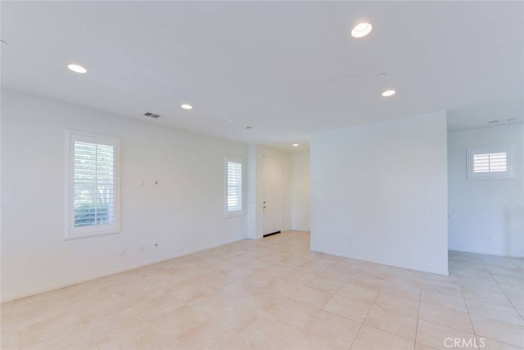 Eastvale, CA 92880,7181 Logsdon DR
