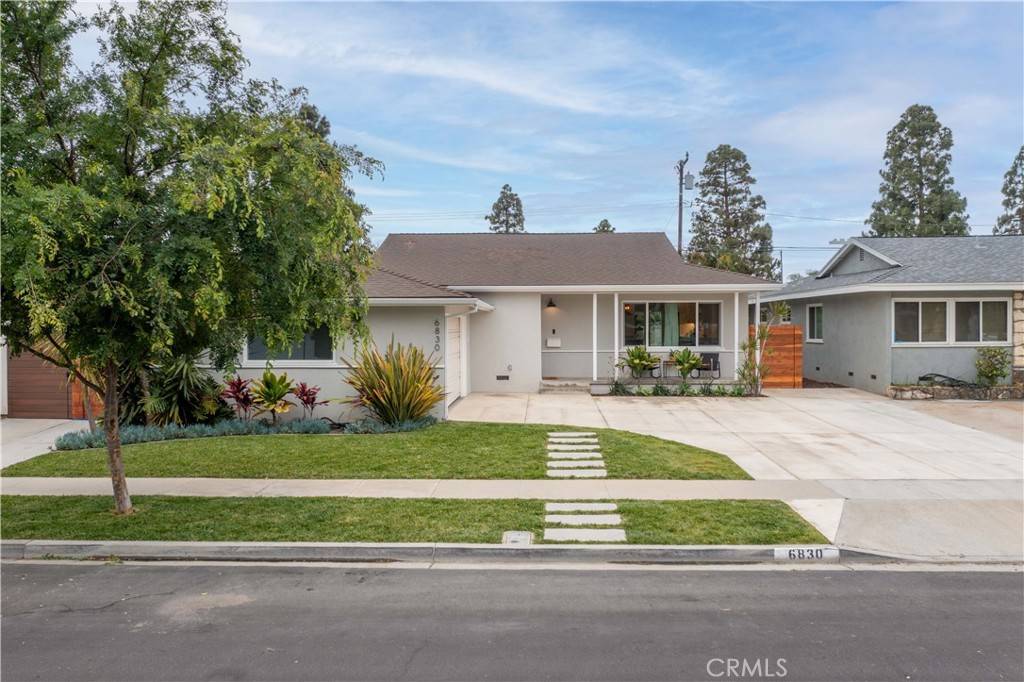 Long Beach, CA 90815,6830 E 10th ST