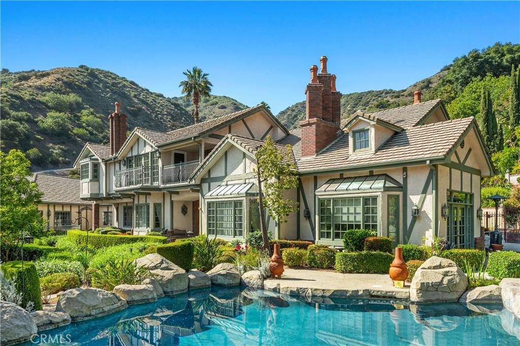 Glendora, CA 91741,1170 N Englewild Dr.