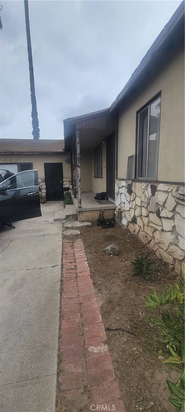 Compton, CA 90220,511 N Albertson AVE