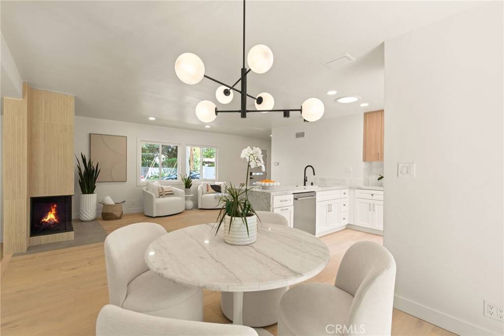 Santa Ana, CA 92706,410 Virginia AVE