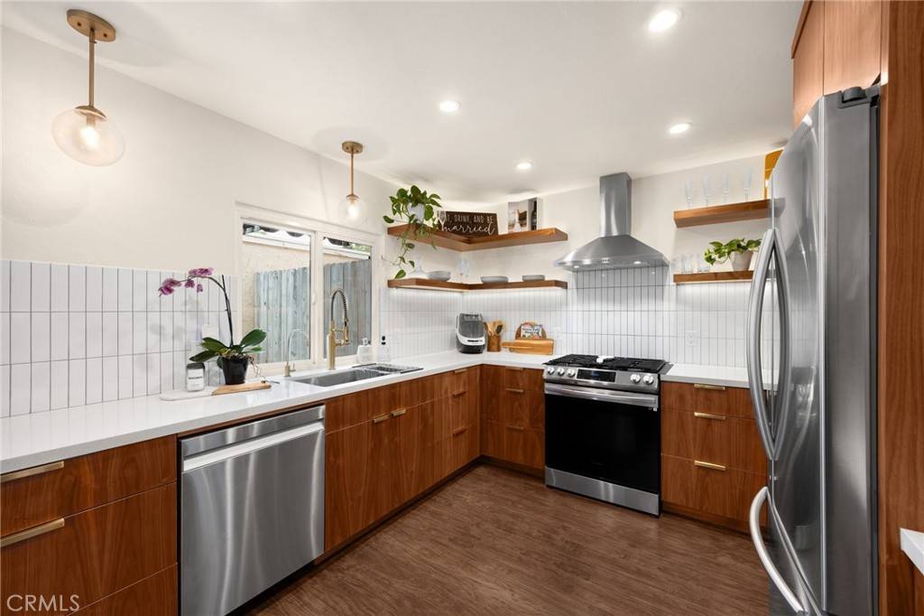 Huntington Beach, CA 92648,7658 Ellis AVE