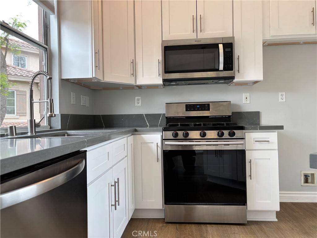 Anaheim Hills, CA 92808,1163 S Positano AVE