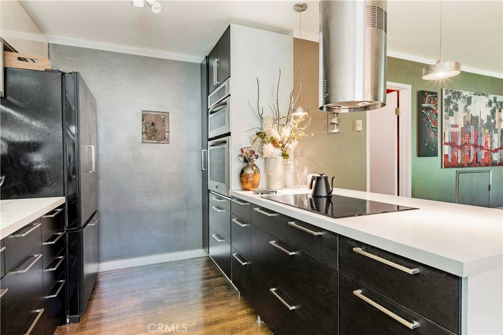 Long Beach, CA 90814,360 Obispo Avenue #15