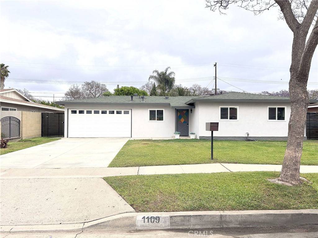 Santa Ana, CA 92704,1109 S Shelley ST