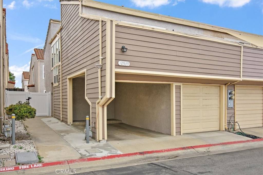 Chino, CA 91710,12939 Royal Palm CIR