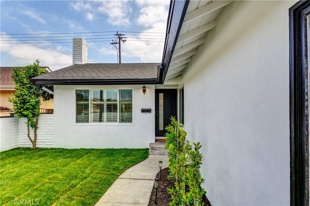 La Palma, CA 90623,5172 Del Norte CIR
