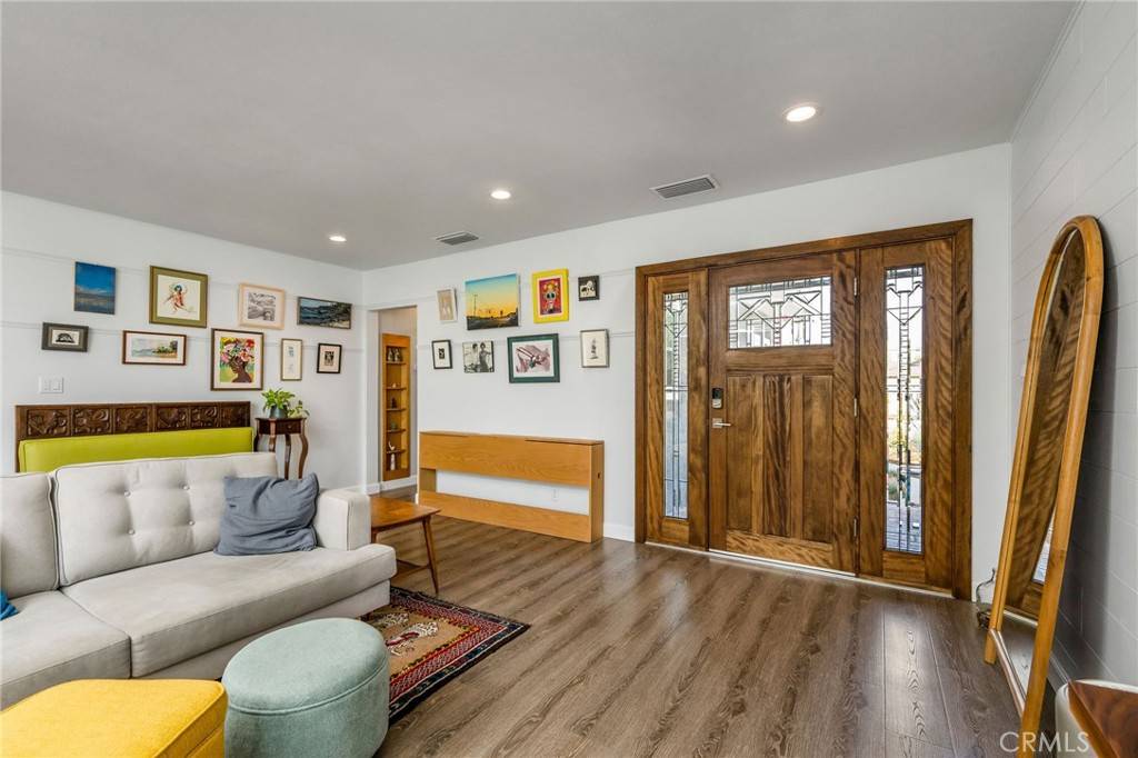 Long Beach, CA 90808,6602 E Wardlow RD