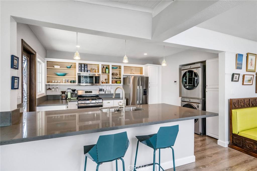 6602 E Wardlow RD Long Beach, CA 90808
