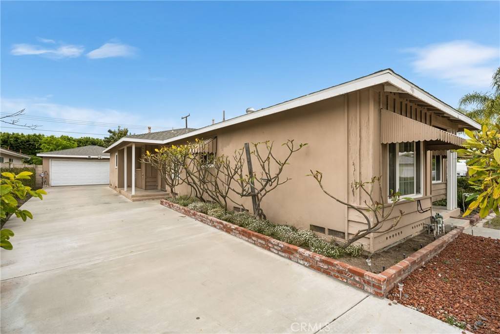 Anaheim, CA 92802,1447 W Damon AVE