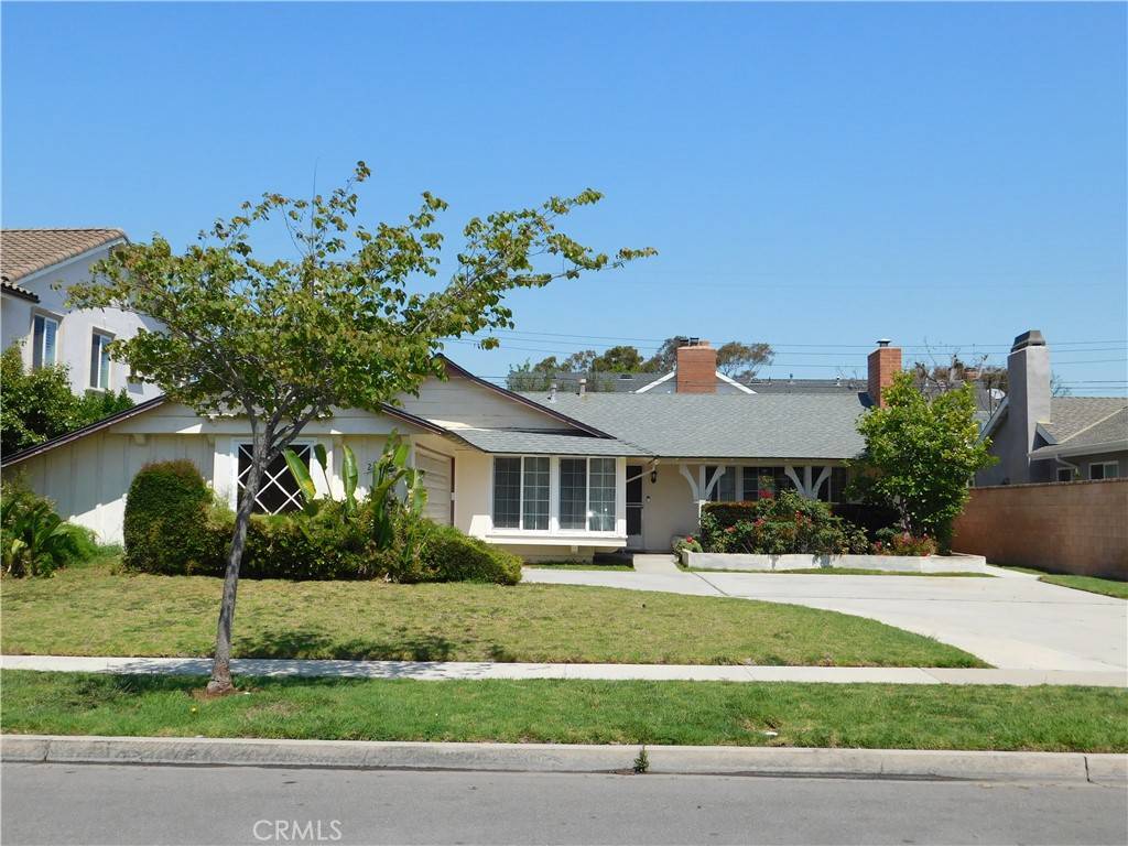 Los Alamitos, CA 90720,2941 Aceca DR